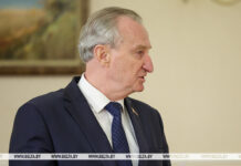 «Это мощный политический документ». Косинец охарактеризовал программу соцэкономразвития