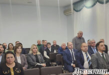 Вопросы по наведению порядка на земле и благоустройству населенных пунктов обсудили на рабочем совещании