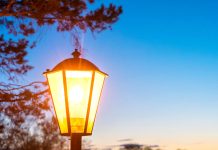 Как работает уличное освещение?