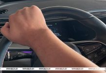 Александр Лукашенко поручил ужесточить подготовку водителей в автошколах