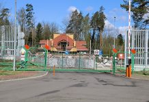 На границе Беларуси и Польши проводится обмен задержанными по формуле «пять на пять»