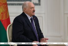Абсолютно недопустимо, чтобы война Украины с Россией перебросилась на территорию Беларуси — Лукашенко