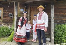 Молодая семья Дорош сменила городскую жизнь на сельскую и не пожалела