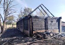 В Дрогичинском районе горела хозпостройка