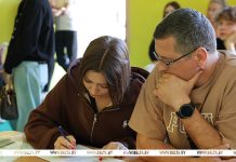 Колледжи Беларуси начали прием документов на уровень среднего специального образования