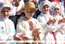 Лясковичи встречают гостей международного фестиваля этнокультурных традиций «Зов Полесья»